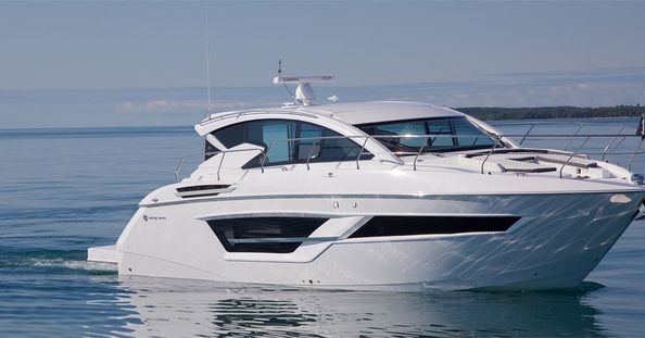 Cruisers Yachts 46 Cantius