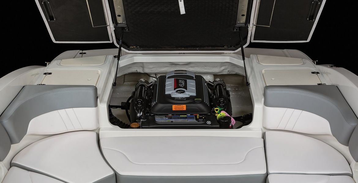 Chaparral 23 SSi